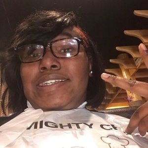 Meet your Posher, Janae